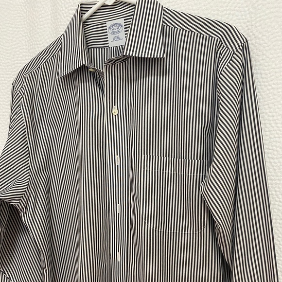 Brooks brothers classic striped button down. - Picture 2 of 10